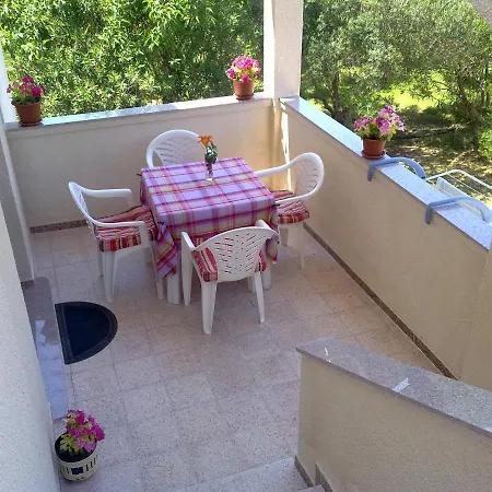 Apartment With Parking Space Banjol, Rab - 15463