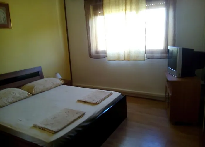 Апартаменты With Parking Space Banjol, Rab - 15463